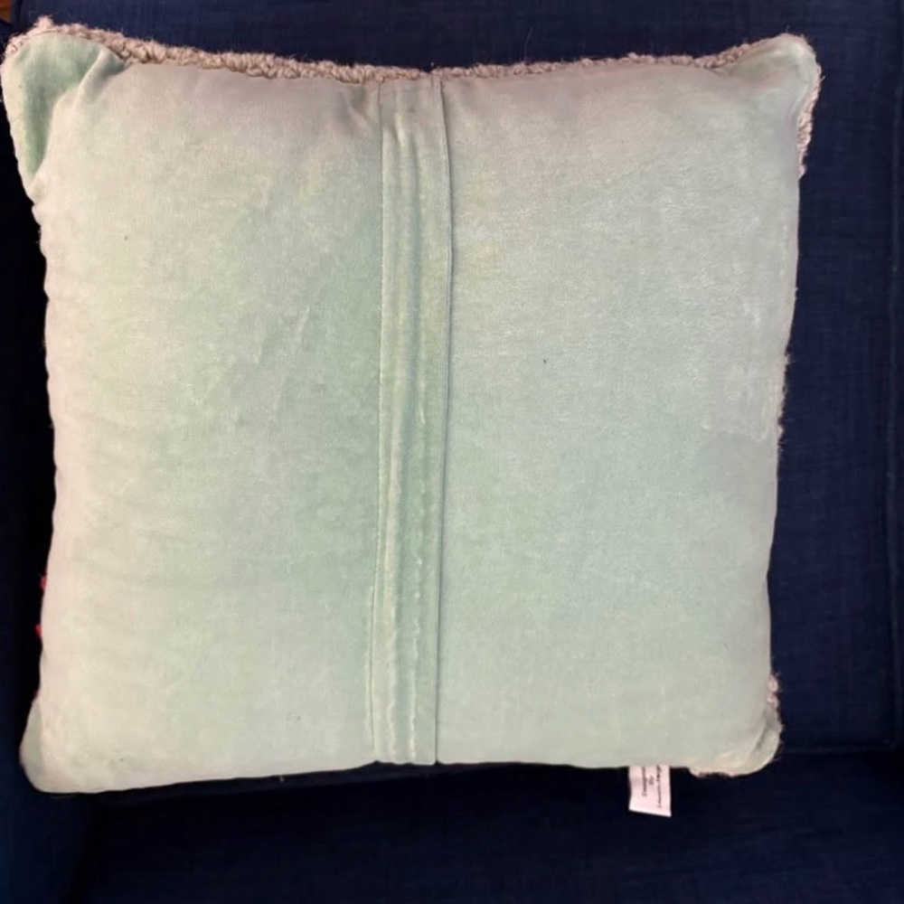 Vintage patriotic hook pillow - Picture 7 of 7
